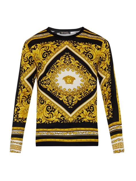 versace pulli schwarz gold|Versace knitwear for men.